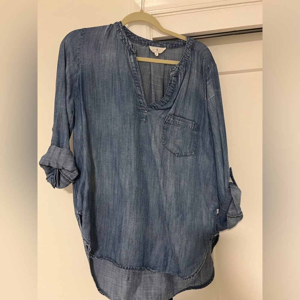 LOFT Lou & Grey chambray top